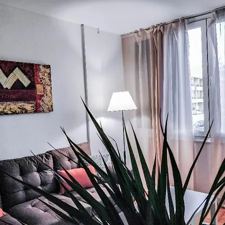 Lovely 2 Bedroom Near Las Vistas Beach Adults Only! Apartment Playa de las Americas (Tenerife)